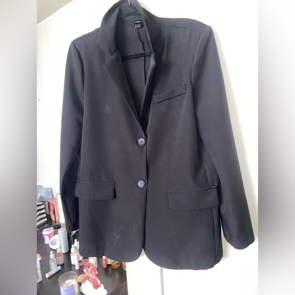 Blazer noir à épaulettes